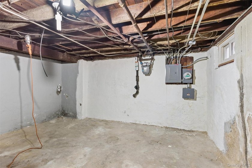 Charming All-Brick Bayside Detached Home with Endless Potential - photo 30
