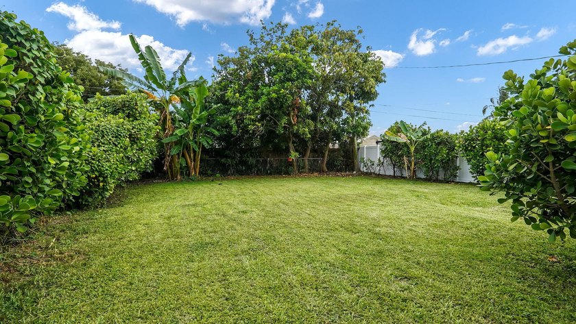 Beautifully Updated East Boca Home - No HOA! Welcome to this - photo 31
