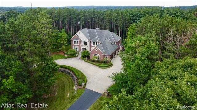 Enter the private estate through a gated front entrance and pass - photo 8