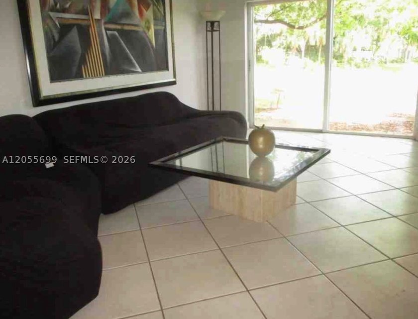 Rare opportunity to own a lakefront corner villa in the - photo 5