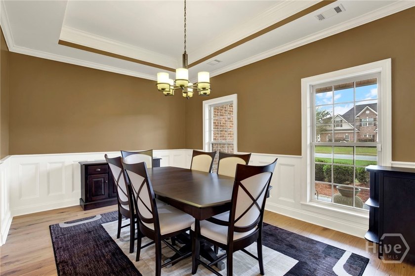 Welcome home to this beautifully updated all-brick residence - photo 8