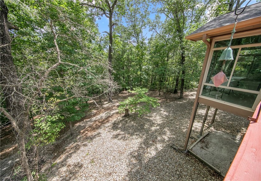 Come see this gorgeous home that has fresh paint, newer stove - photo 8
