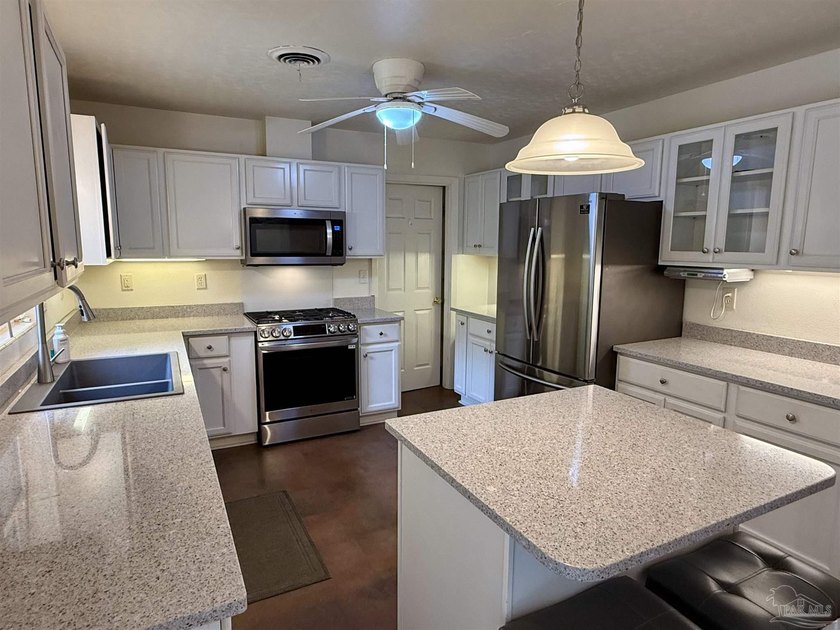 Just north of the highly desirable East Hill neighborhood and a - photo 33
