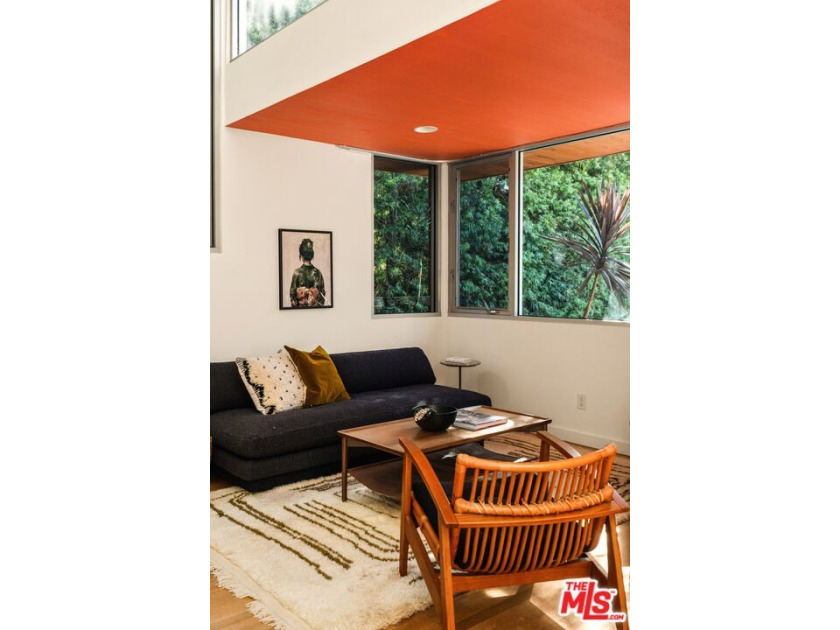 Welcome to 1076 Palms Boulevard - a rare architectural compound - photo 5