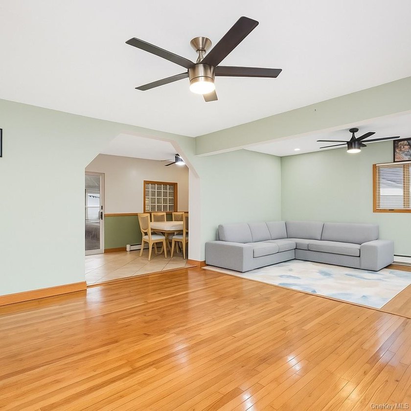 1012-N-Ontario-Ave-Lindenhurst-NY-11757 Turnkey 5-Bedroom - photo 2