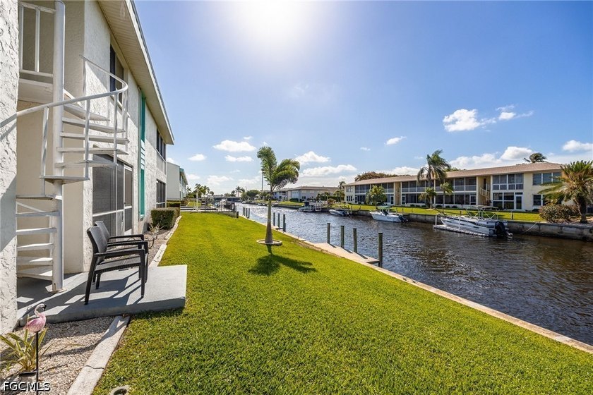 Check out this Gulf Access townhome offering sparkling water - photo 31