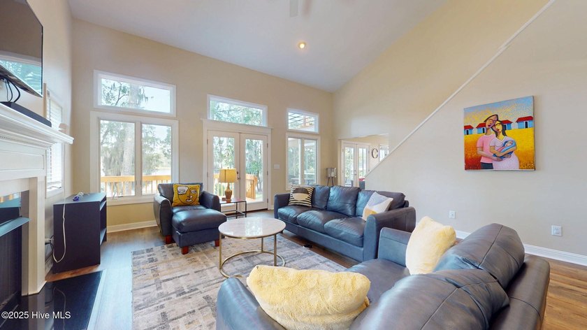 Don't miss this rare opportunity to own a waterfront home with a - photo 10