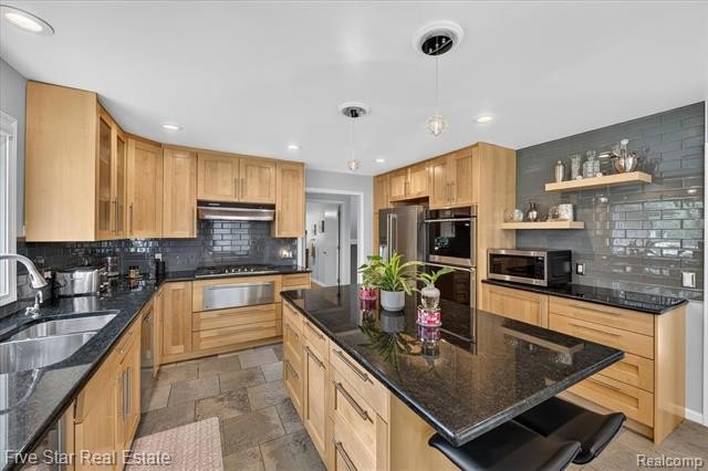 Designed by renowned architect James Kahn, this exceptional - photo 8