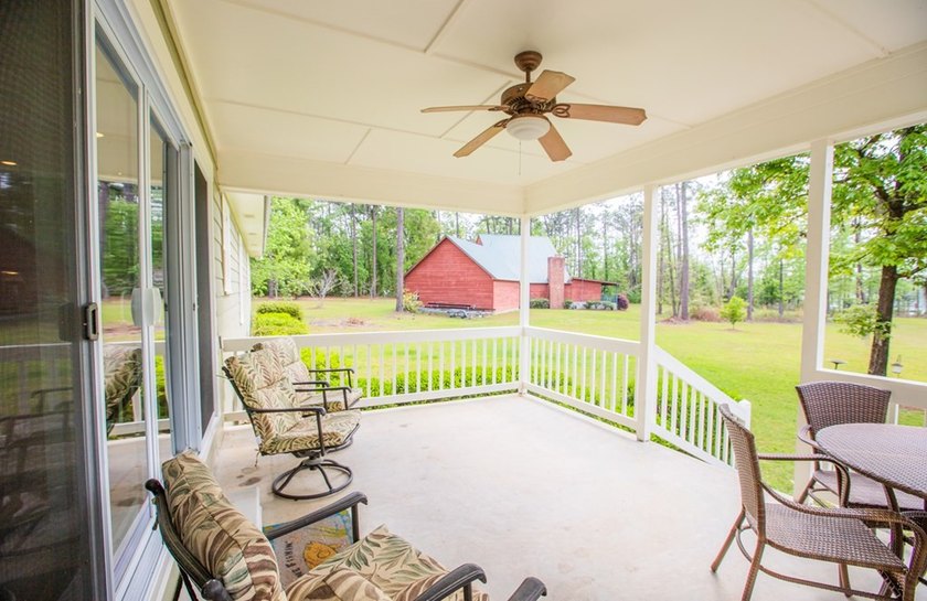 This is the custom home you've been looking for at Lake - photo 35