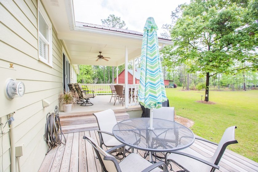 This is the custom home you've been looking for at Lake - photo 36