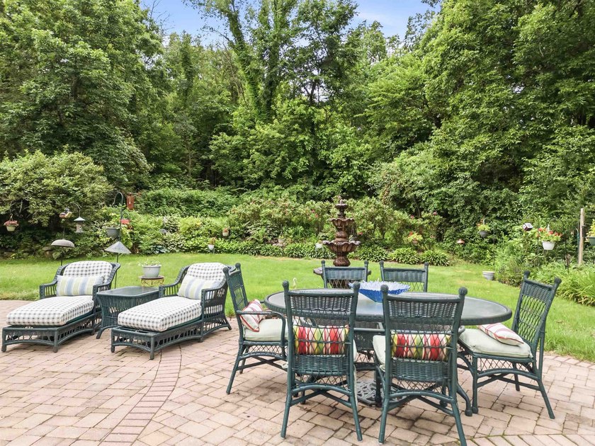 This spacious Cape Cod home offers 5,400 SF, including 4 - photo 50