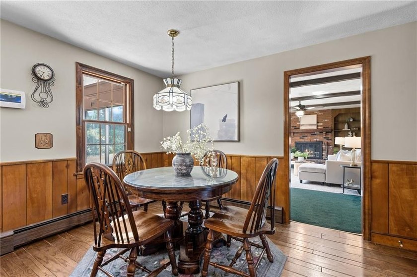 Welcome to a stately home ideally sited in desirable Ferncliffe - photo 18