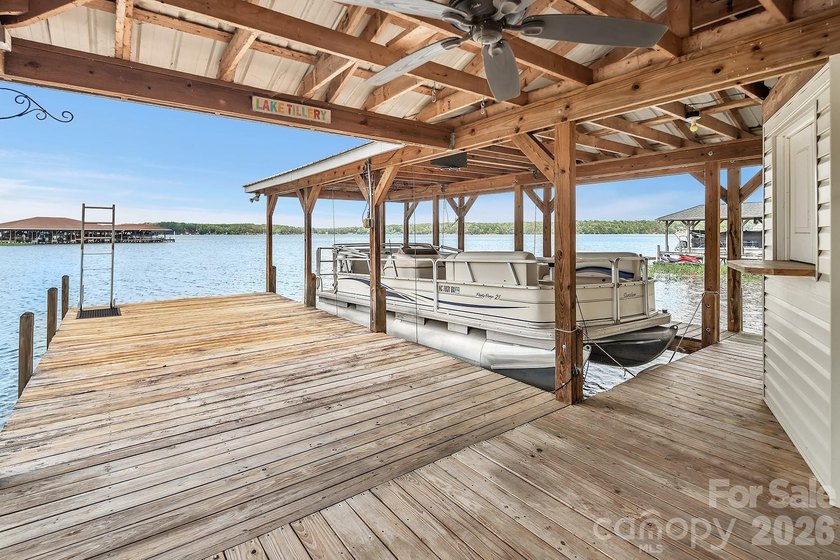 Lake Tillery sunsets, gentle waters, and a beautifully shaded - photo 36