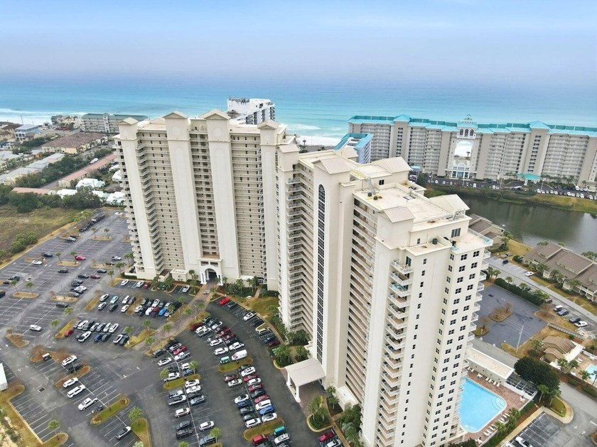 Spectacular Gulf and golf course views await from the 23rd floor - photo 38