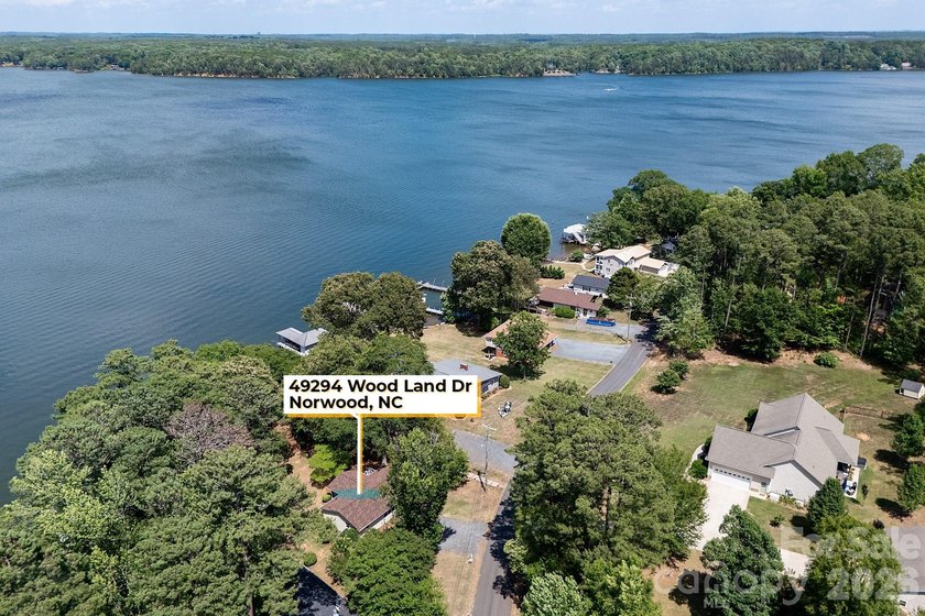 Lake Tillery sunsets, gentle waters, and a beautifully shaded - photo 41