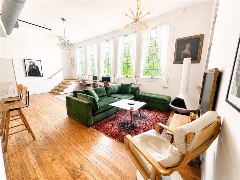 School House Rock! | Historic Top-Floor Loft in the Heart of - photo 16