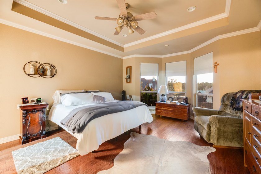 Stunning 3-bedroom, 2.5-bath custom home with a dedicated office - photo 22