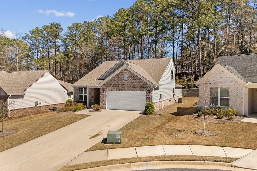 Welcome to your dream home in Lakecrest, an exclusive 55+ active - photo 2