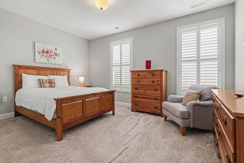 Imagine ending each day with sweeping golf course views and - photo 17