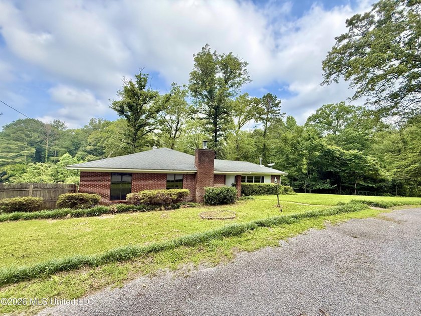 Enjoy peaceful country living on 5.4+/- acres with this spacious - photo 6