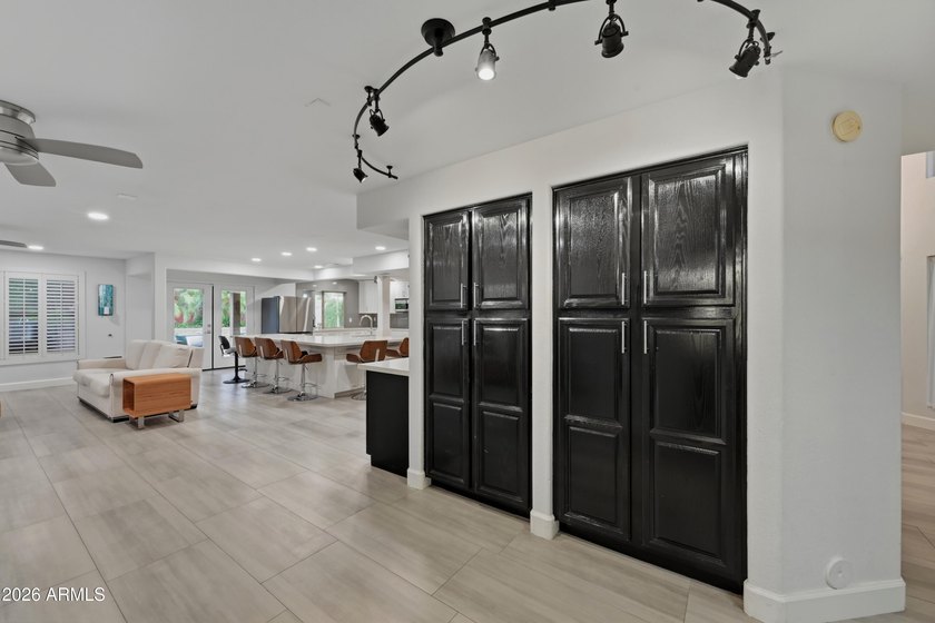 Welcome to this beautifully remodeled Desert Ridge home - photo 16