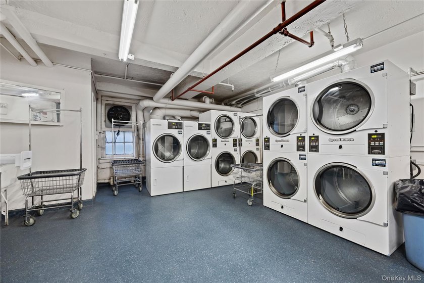 Welcome to the highly desired, pet-friendly Balfour Building - photo 21