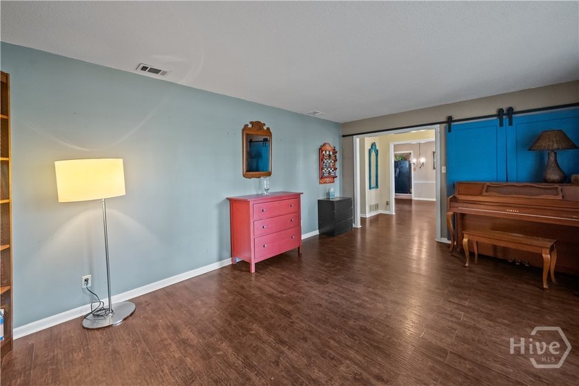 Welcome to 472 Strathy Hall Drive, where timeless Lowcountry - photo 25