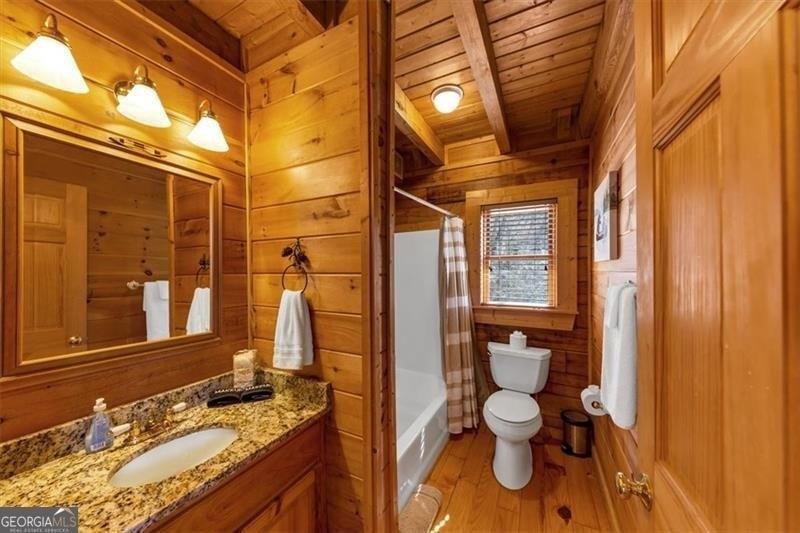 Welcome to your mountain sanctuary in the prestigious community - photo 25