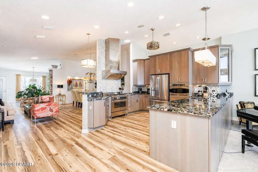 This lovely coastal ocean front home offers 4 bedroom - 3 full - photo 26