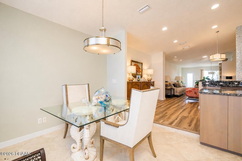 This lovely coastal ocean front home offers 4 bedroom - 3 full - photo 28