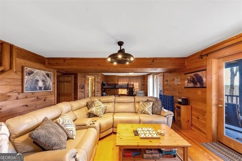 Welcome to your mountain sanctuary in the prestigious community - photo 44