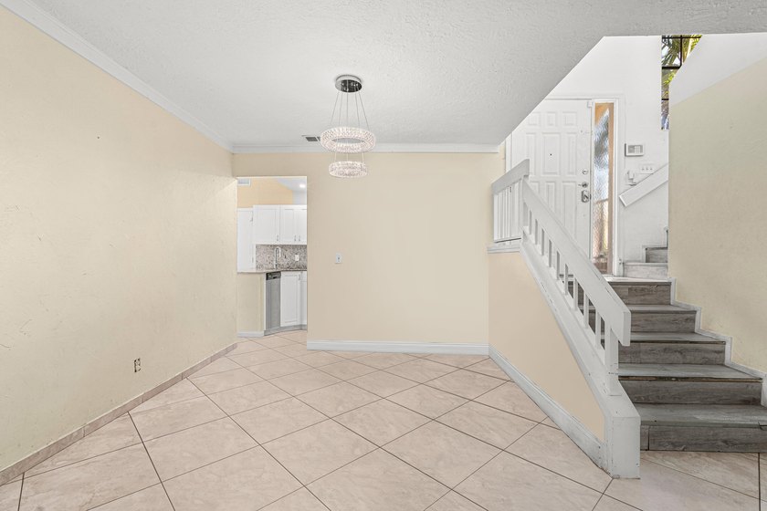 One of the best renovation opportunities currently available in - photo 4