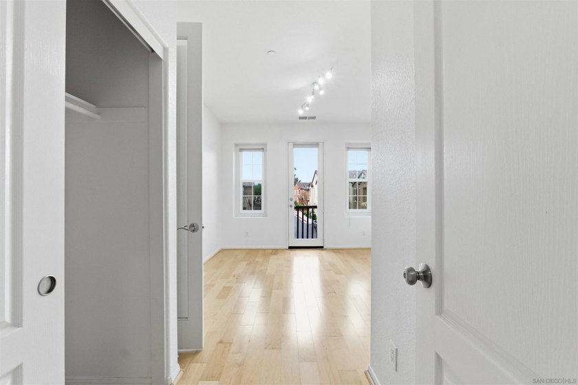 Rarely available and highly coveted home in the Airoso community - photo 16