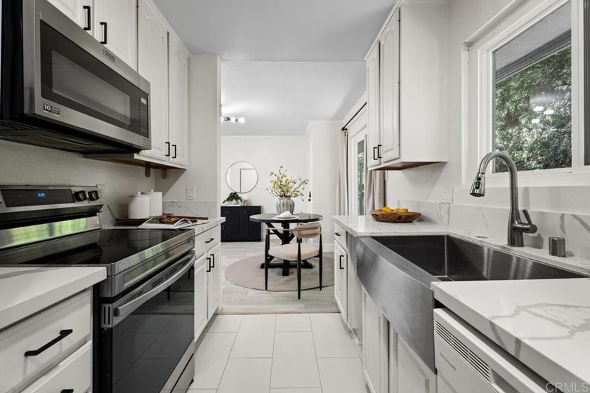 Experience active San Diego living in this beautifully renovated - photo 11