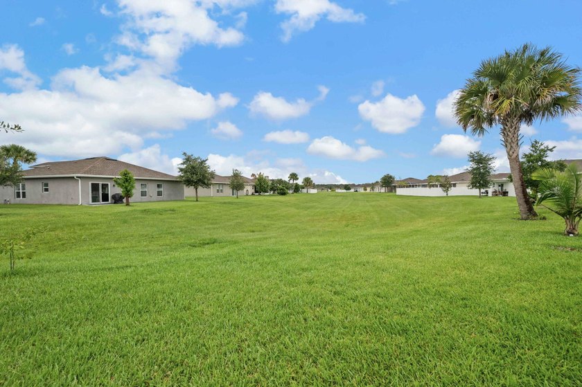 Welcome to a quiet community, Carriage Pointe Estates in Fort - photo 25