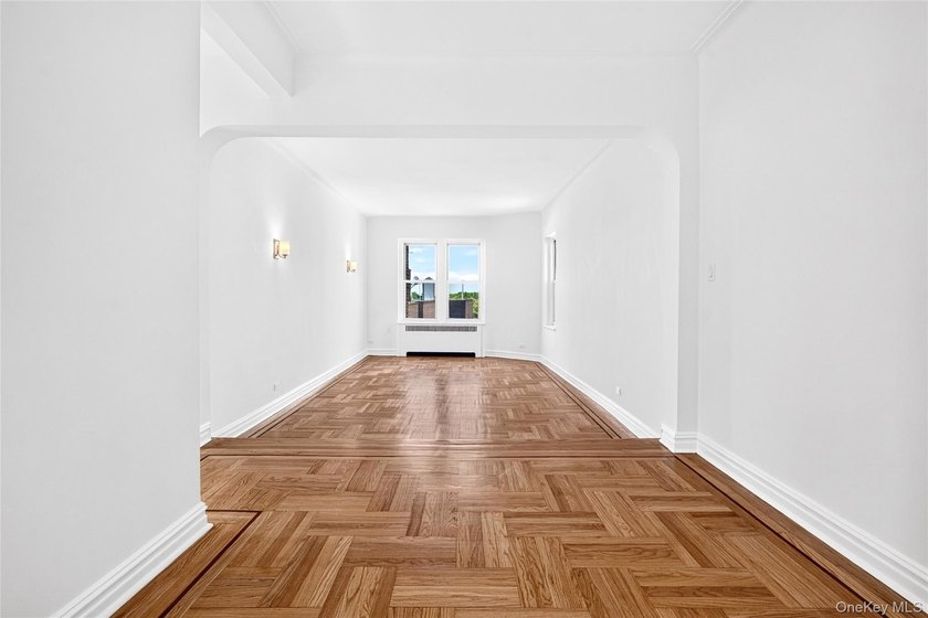 SPONSOR UNIT - NO BOARD APPROVAL - Renovated one-bedroom, one - photo 24