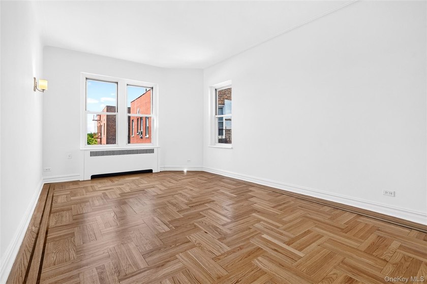 SPONSOR UNIT - NO BOARD APPROVAL - Renovated one-bedroom, one - photo 26