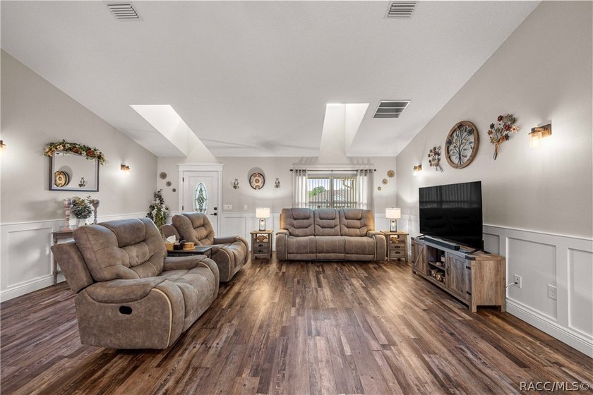 THIS HOME HAS IT ALL! Beautiful custom-built pool home in - photo 5
