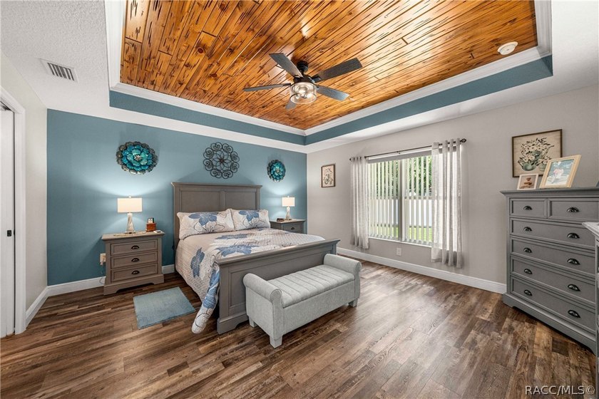 THIS HOME HAS IT ALL! Beautiful custom-built pool home in - photo 9