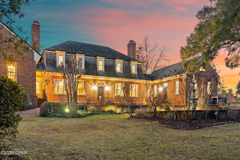 Step back in time to the grandeur of Colonial Virginia with this - photo 13