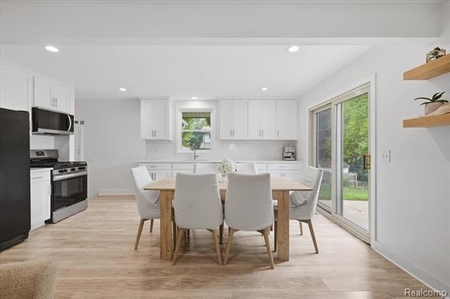 Welcome to this beautifully updated 3-bedroom, 2-bath ranch - photo 9