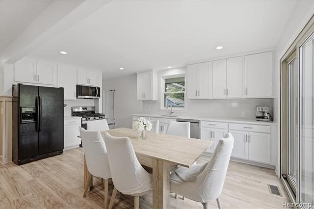 Welcome to this beautifully updated 3-bedroom, 2-bath ranch - photo 10