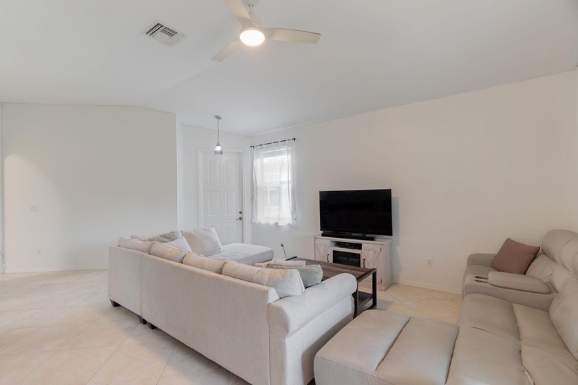 Located just off of Atlantic Ave in the quaint &amp; beautiful - photo 5