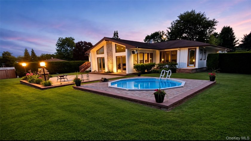Beautiful 4 Bedroom 2 Full Bath Ranch offering an open and - photo 29