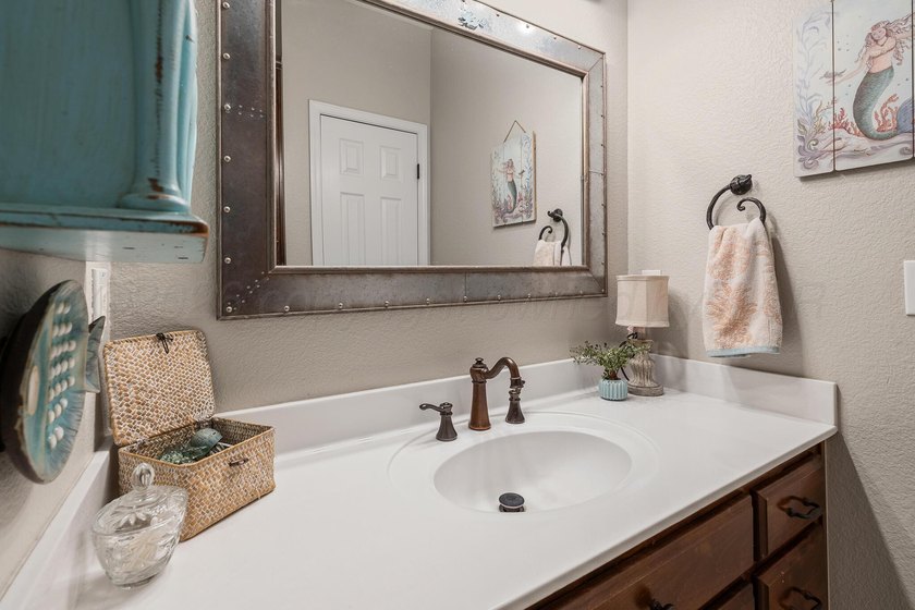 Beautifully updated Canyon home that backs up to Palo Duro Creek - photo 28