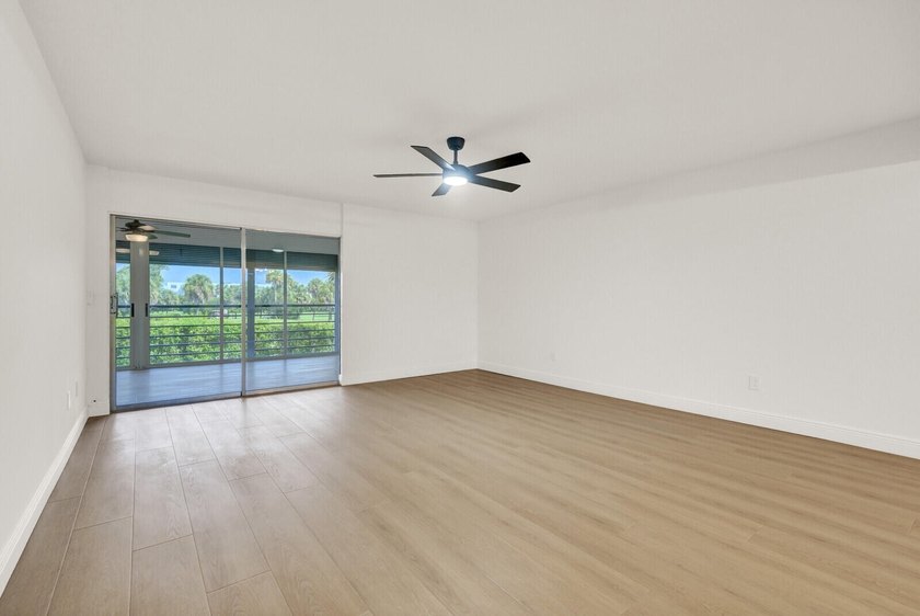 Enjoy effortless living in this beautifully updated 2 bedroom, 2 - photo 8