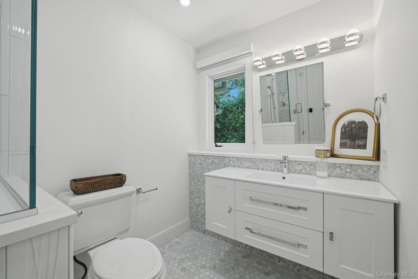 Welcome to 88 E. Shore Road, an extraordinary waterfront - photo 27