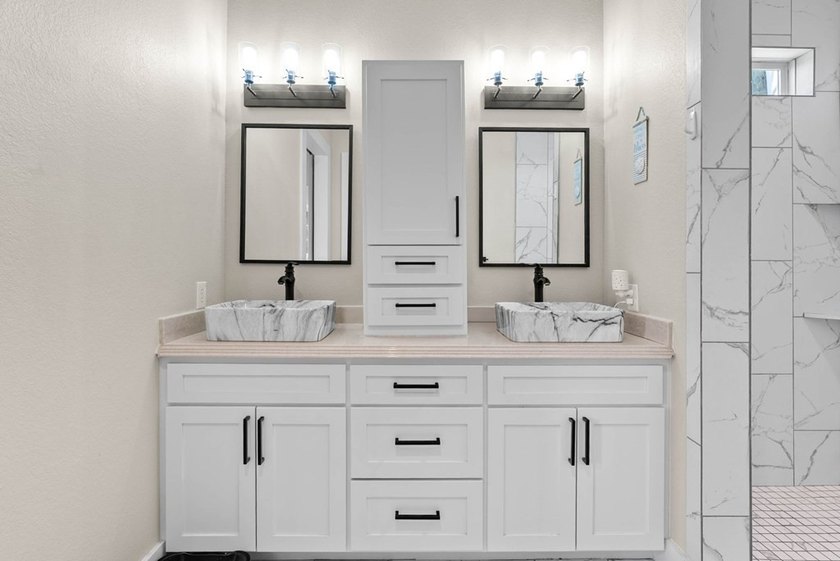 Welcome to 360 Club Oak Lane in the thriving community of - photo 17