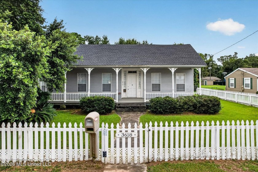 Step back in time with this one-of-a-kind historic estate - photo 9