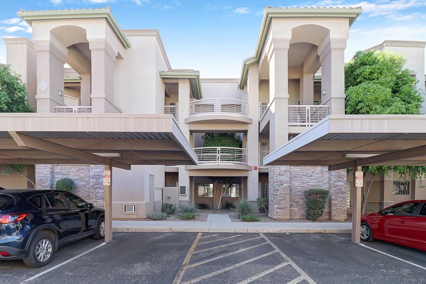 Paradise for a Golf lover. Rare arrival on the market. In - photo 2